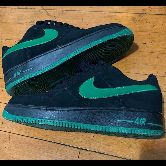 Air Force 1’s Low Black & Green Suede Women Size 8